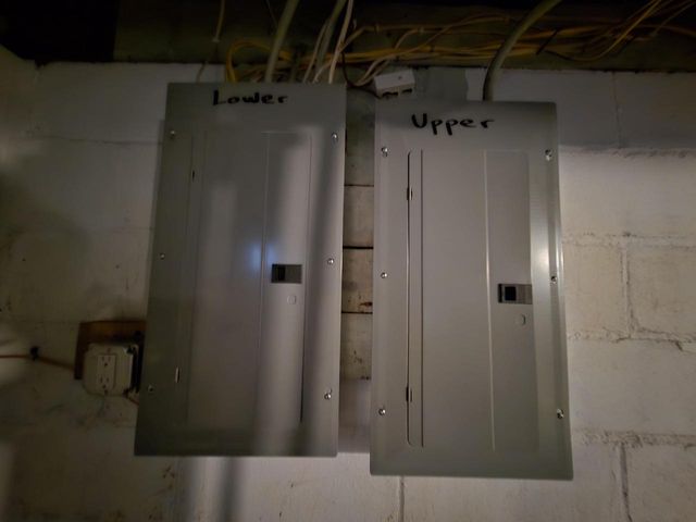 7749 W Rogers STREET, West Allis, WI 53219