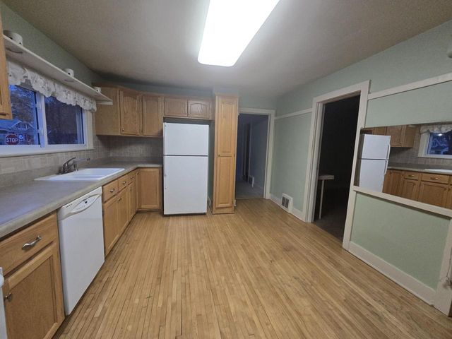 7749 W Rogers STREET, West Allis, WI 53219