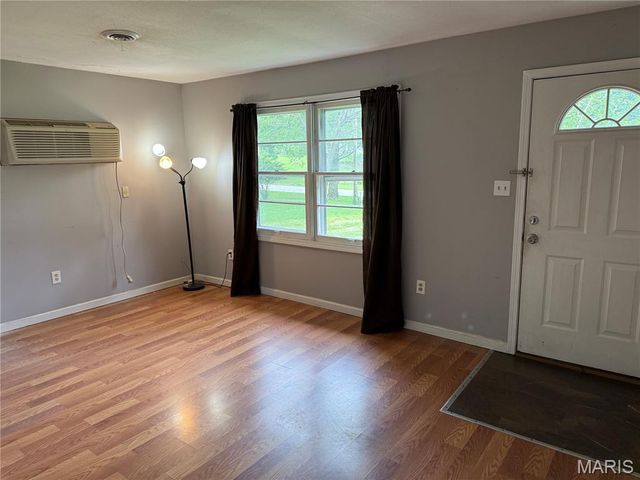 981 Westridge Drive, Pacific, MO 63069