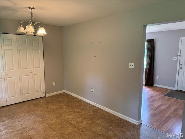981 Westridge Drive, Pacific, MO 63069