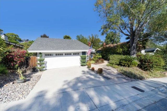 12727 Benavente, San Diego, CA 92129