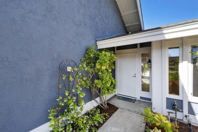 12727 Benavente, San Diego, CA 92129