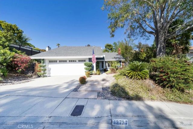 12727 Benavente, San Diego, CA 92129