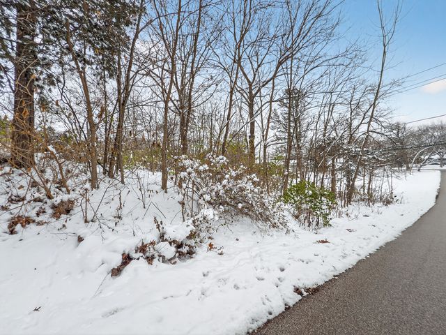 35563 N Hillside Avenue, Round Lake Beach, IL 60073