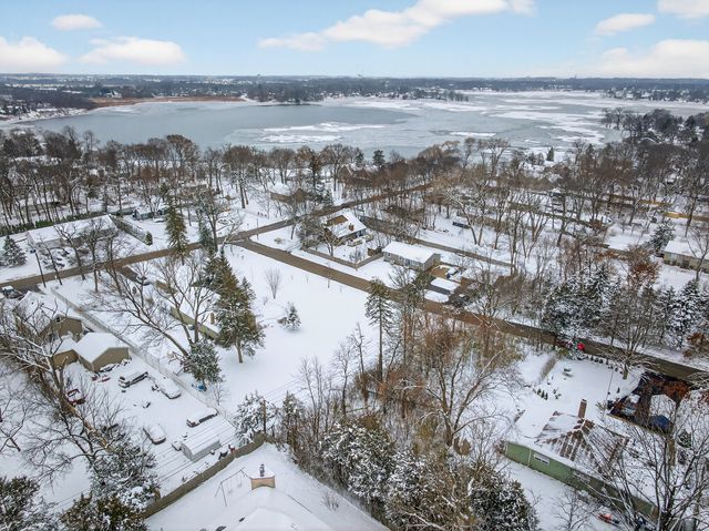 35563 N Hillside Avenue, Round Lake Beach, IL 60073