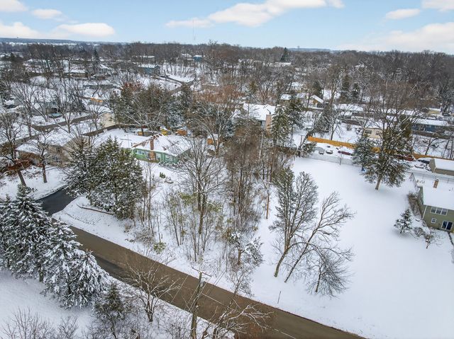 35563 N Hillside Avenue, Round Lake Beach, IL 60073