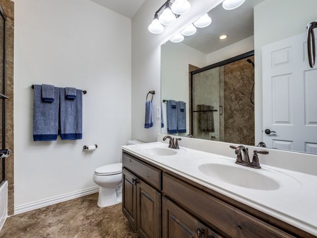 704 Fortinbras Drive, Mckinney, TX 75071