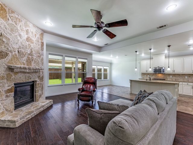 704 Fortinbras Drive, Mckinney, TX 75071