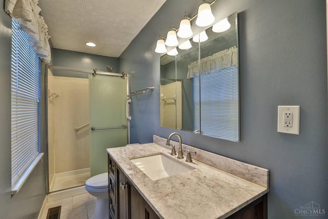 5027 Giles Court, Delhi Twp, OH 45238