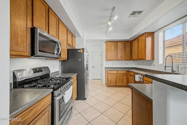 29822 W MITCHELL Avenue, Buckeye, AZ 85396