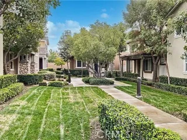3272 Garons Lane, Riverside, CA 92503