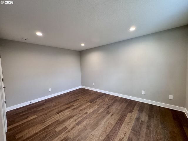 3716 Ne 114TH Ave, Portland, OR 97220