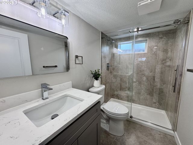 3716 Ne 114TH Ave, Portland, OR 97220