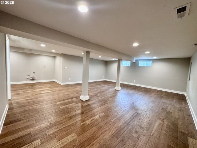 3716 Ne 114TH Ave, Portland, OR 97220