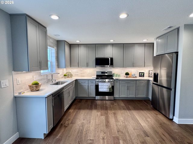3716 Ne 114TH Ave, Portland, OR 97220