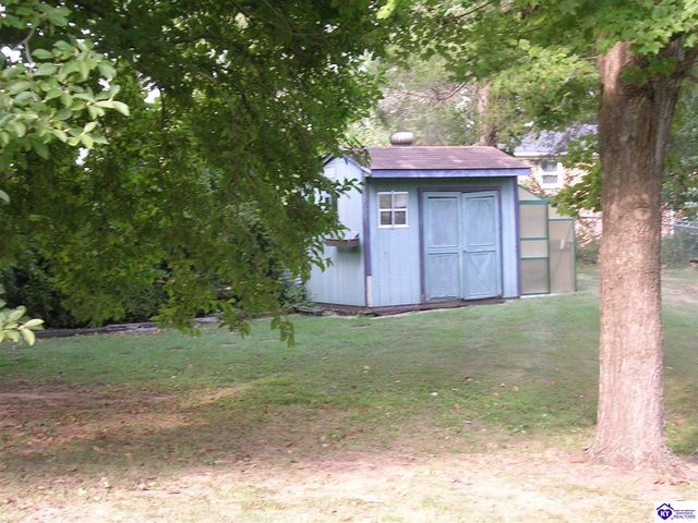 734 Cherrywood Drive, Radcliff, KY 40160