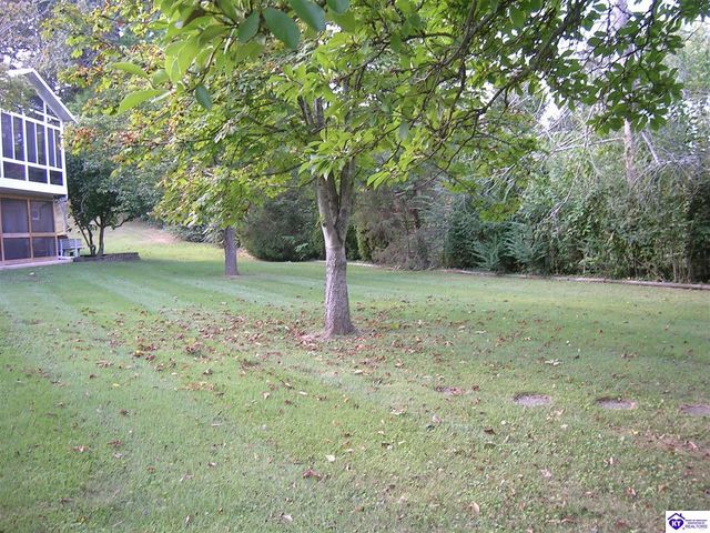 734 Cherrywood Drive, Radcliff, KY 40160
