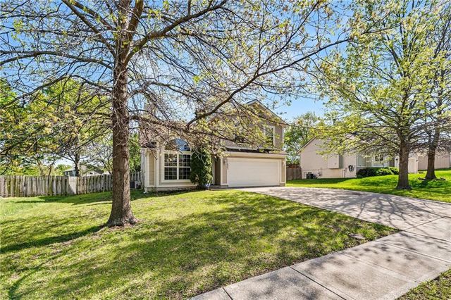 21605 W 50th Terrace, Shawnee, KS 66226