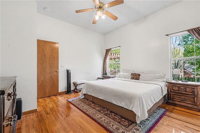 21605 W 50th Terrace, Shawnee, KS 66226
