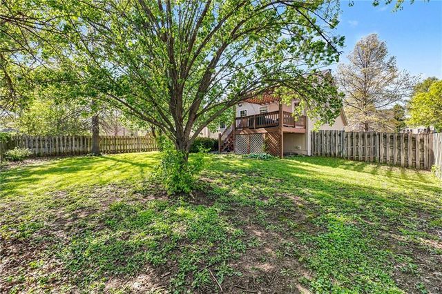 21605 W 50th Terrace, Shawnee, KS 66226