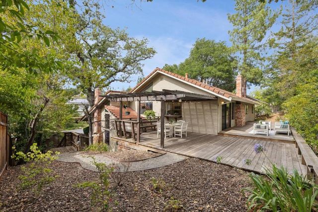 17288 Eaton Lane, Monte Sereno, CA 95030