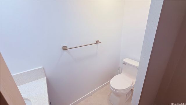 94-1086 Lumihoahu Street Upstairs, Waipahu, HI 96797