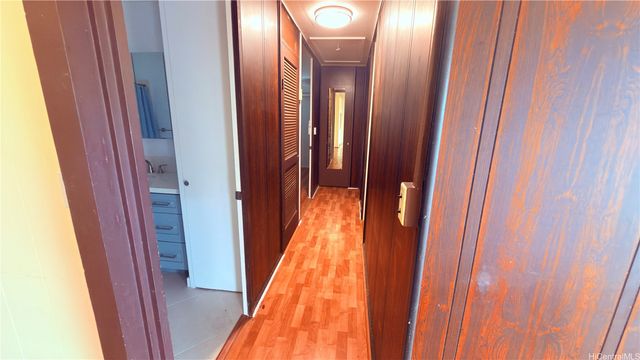 94-1086 Lumihoahu Street Upstairs, Waipahu, HI 96797