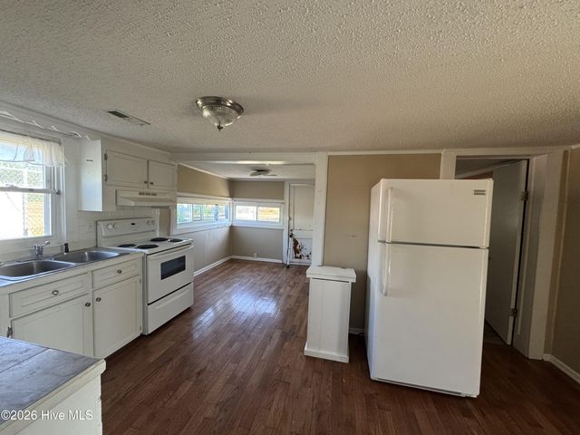 5483 Toddy Road, Farmville, NC 27828