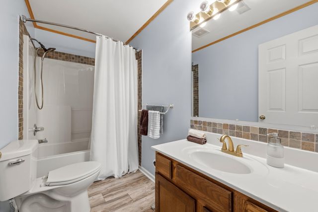 2038 Jd Circle, Berea, KY 40403