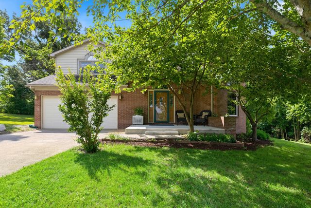 2038 Jd Circle, Berea, KY 40403