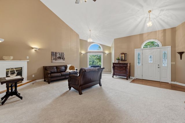 2038 Jd Circle, Berea, KY 40403