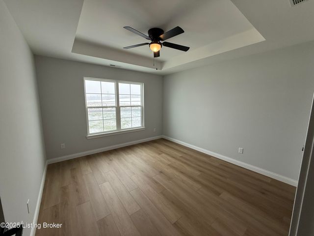 109 Cassidy Dr, Taylorsville, KY 40071