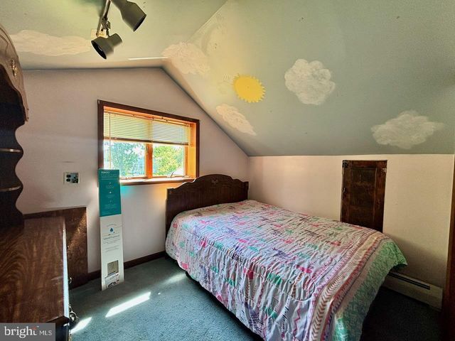 225 CENTRE ST, Langhorne, PA 19047