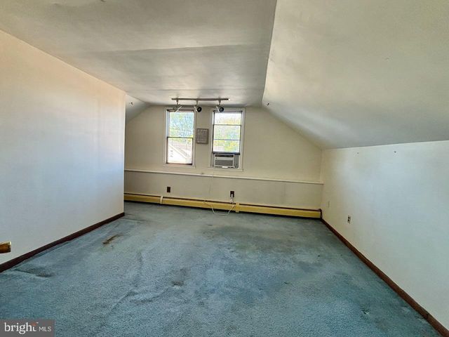225 CENTRE ST, Langhorne, PA 19047