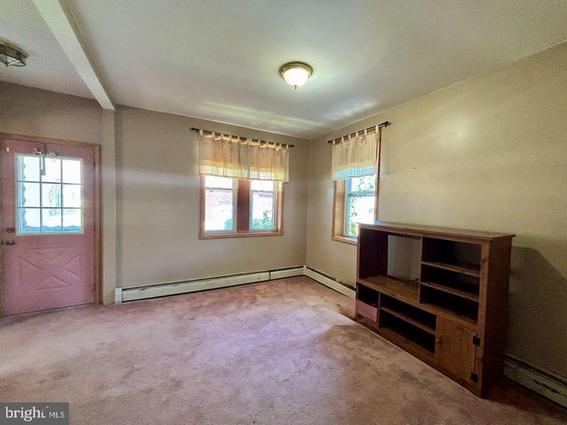 225 CENTRE ST, Langhorne, PA 19047