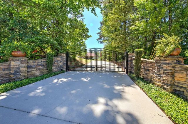 6681 Tyree Road, Winston, GA 30187