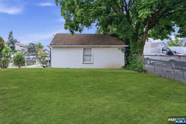155 Berkshire Place, Irvington, NJ 07111