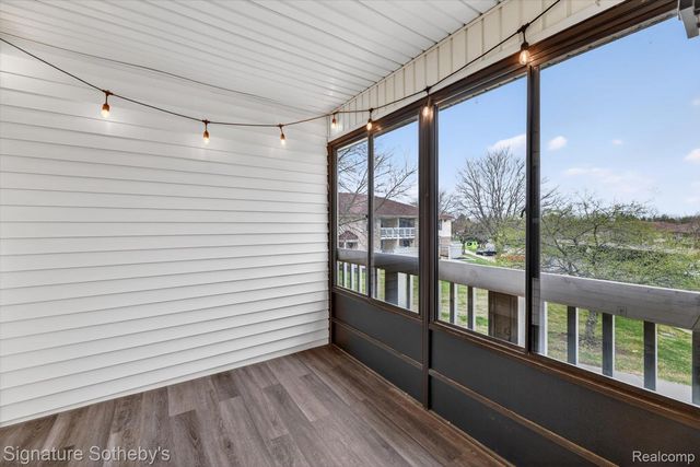 61031 Greenwood Drive, South Lyon, MI 48178