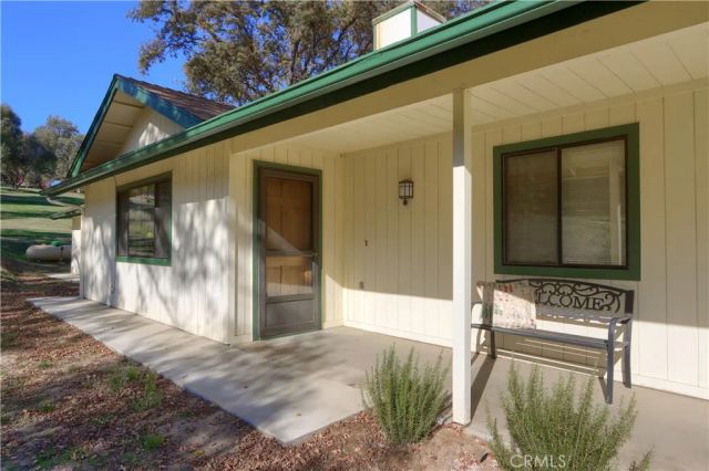 40410 Goldside Drive, Oakhurst, CA 93644