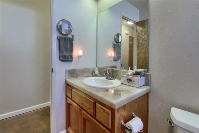 40410 Goldside Drive, Oakhurst, CA 93644