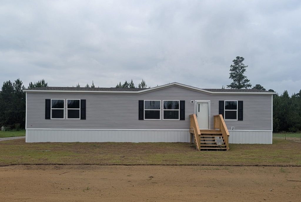 8565 Black Creek Rd., Nichols, SC 29581 — exterior