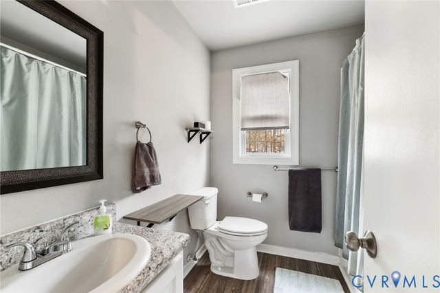 4206 McIlwaine Dr, North Dinwiddie, VA 23803