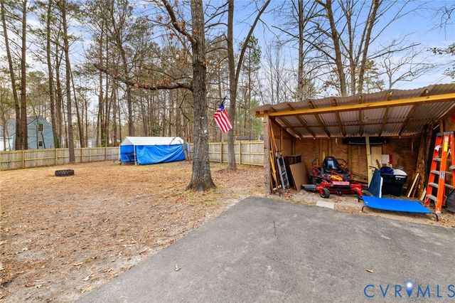 4206 McIlwaine Dr, North Dinwiddie, VA 23803