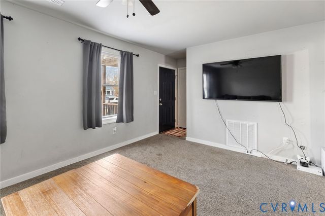 4206 McIlwaine Dr, North Dinwiddie, VA 23803