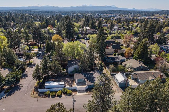 195 SE Roosevelt Avenue, Bend, OR 97702