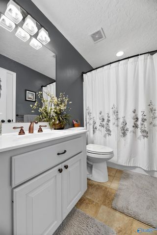 694 Pine Haven Road, Gadsden, AL 35901