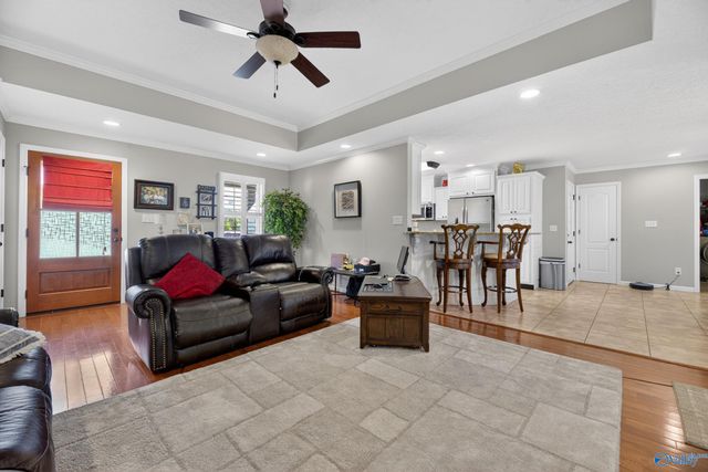 694 Pine Haven Road, Gadsden, AL 35901