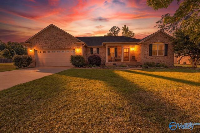 694 Pine Haven Road, Gadsden, AL 35901