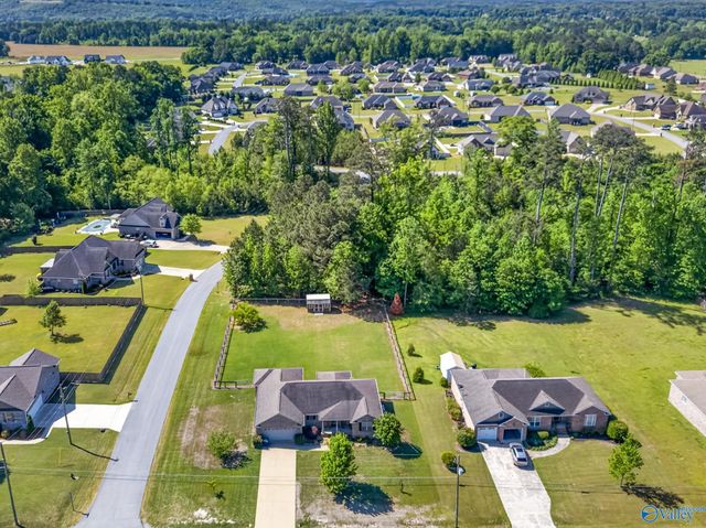 694 Pine Haven Road, Gadsden, AL 35901