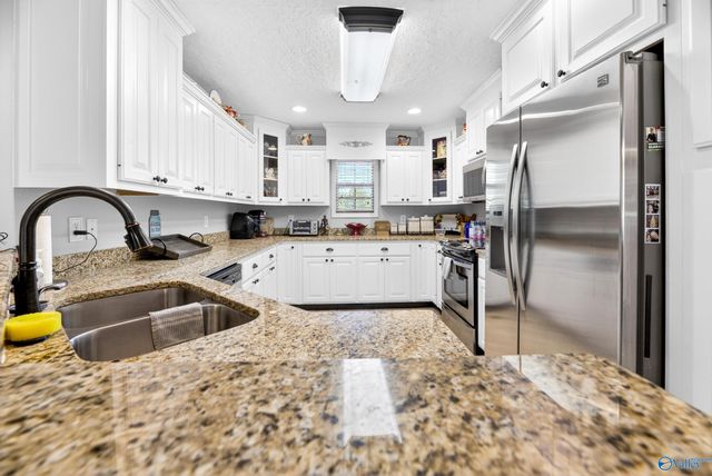 694 Pine Haven Road, Gadsden, AL 35901